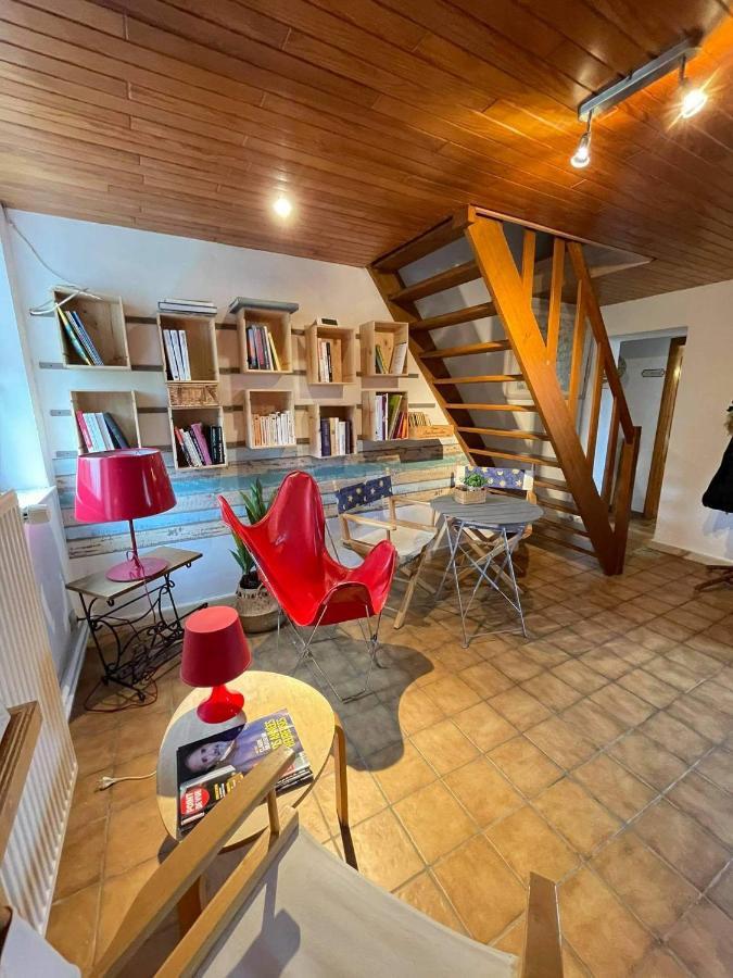 Lesse En Ciel Vous Accueille Avec Plaisir . Βίλα Houyet Εξωτερικό φωτογραφία