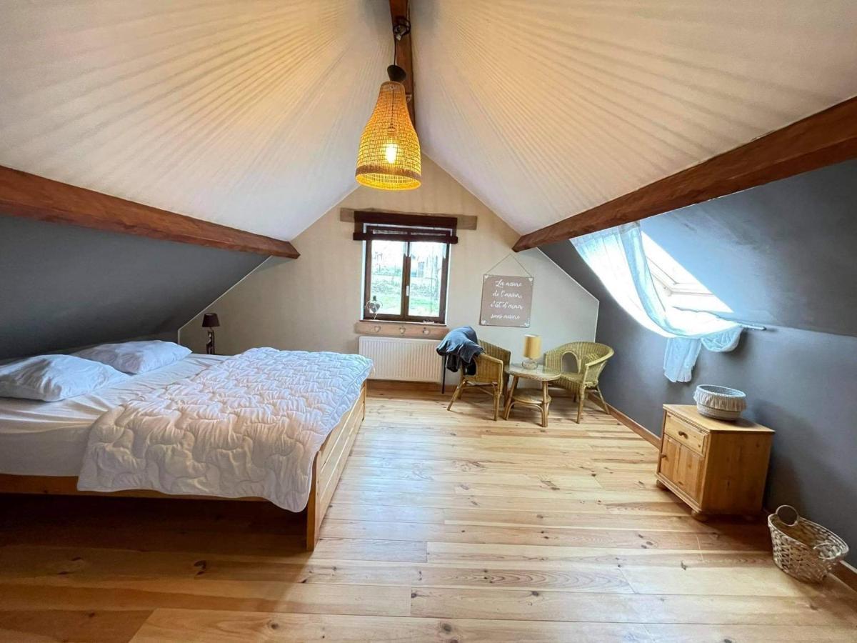 Lesse En Ciel Vous Accueille Avec Plaisir . Βίλα Houyet Εξωτερικό φωτογραφία
