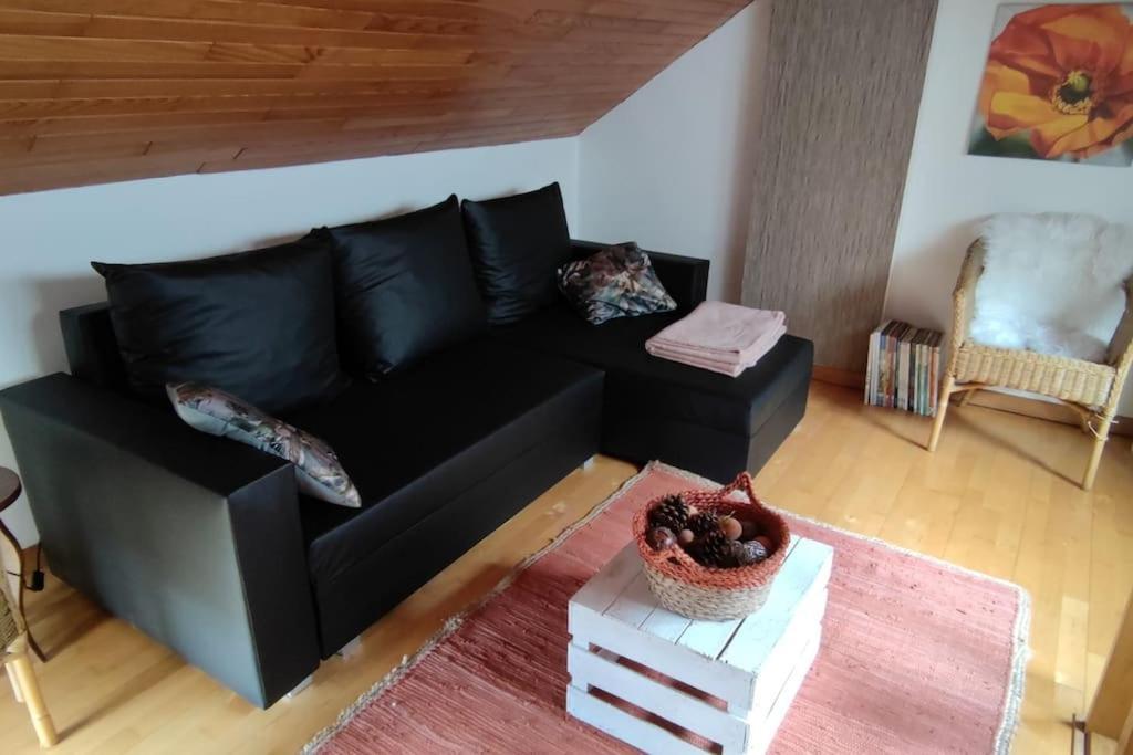 Lesse En Ciel Vous Accueille Avec Plaisir . Βίλα Houyet Εξωτερικό φωτογραφία